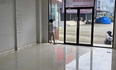 Disewakan ruko 2 lantai strategis di boulevard Grand Depok City (GDC)