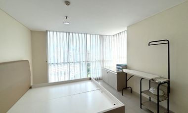 Dijual Cepat Apartemen Springhill Terrace Type 3+1BR Semi Furnish