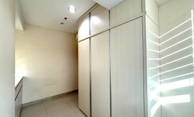 Dijual Cepat Apartemen Springhill Terrace Type 3+1BR Semi Furnish