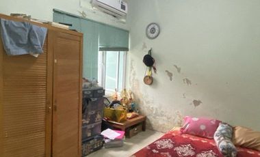 MURAH HOOK Luas 136 Rumah Depan Taman Dekat Pondok Ungu Bekasi Babelan