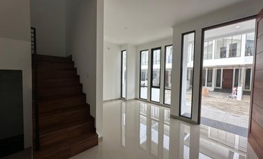 DIJUAL TOWNHOUSE BARU DEKAT JALAN R SOEKAMTO PALEMBANG