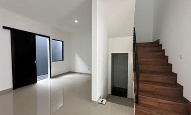 DIJUAL TOWNHOUSE BARU DEKAT JALAN R SOEKAMTO PALEMBANG