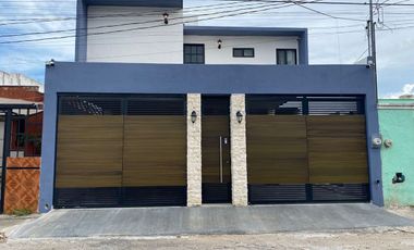Casa en venta en Leandro Valle Poligono en MERIDA YUCATAN