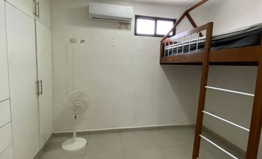 Casa en venta en Leandro Valle Poligono en MERIDA YUCATAN