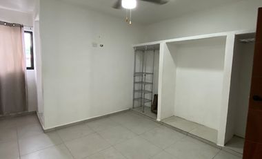 Casa en venta en Leandro Valle Poligono en MERIDA YUCATAN