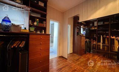 Exc. Casa 5 Amb. con Fondo, Piscina y Ascensor