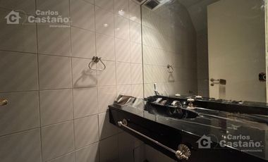 Exc. Casa 5 Amb. con Fondo, Piscina y Ascensor