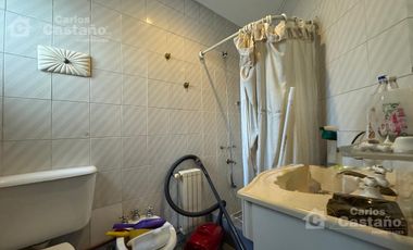 Exc. Casa 5 Amb. con Fondo, Piscina y Ascensor