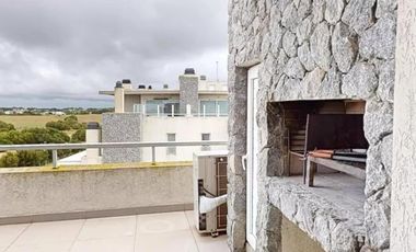 Casa en venta - 2 Dormitorios 2 Baños - Cochera - 95Mts2 - Pinamar