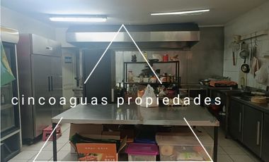 Casa esquina con local comercial en Quilicura