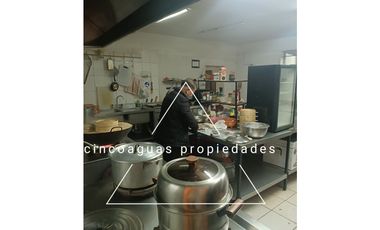 Casa esquina con local comercial en Quilicura