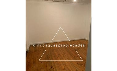 Casa con excelente ubicación en Recoleta