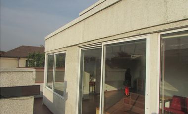 Casa adaptada para centro de oficinas o restaurante