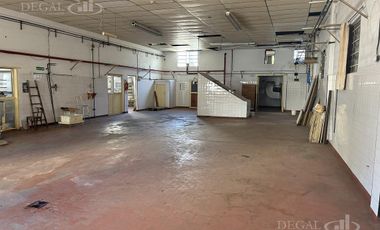 Depósito en Parque Patricios