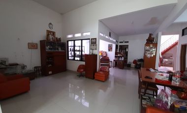 Dijual Rumah Siap Huni di Kemang Pratama 1