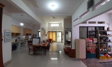 Dijual Rumah Siap Huni di Kemang Pratama 1