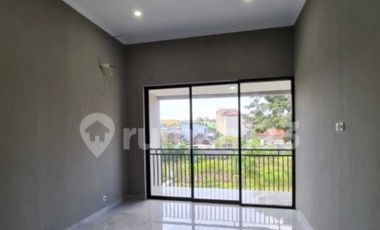 Dijual Rumah Baru Gress Minimalis Strategis Solo Baru Luas 167m2