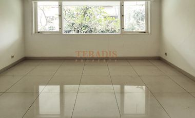 DISEWAKAN RUMAH DI KAWASAN KEMANG