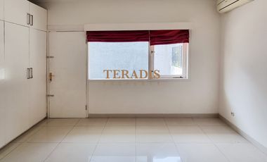 DISEWAKAN RUMAH DI KAWASAN KEMANG