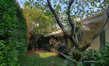 DI SEWAKAN RUMAH MODERN DI KEMANG