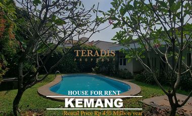 DI SEWAKAN RUMAH MODERN DI KEMANG