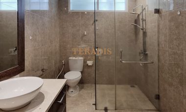 DI SEWAKAN RUMAH MODERN DI KEMANG