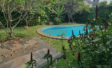 DI SEWAKAN RUMAH MODERN DI KEMANG