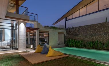 Villa Mewah Dekat Pantai dengan Pemandangan Laut di Sanur Bali