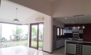 Disewakan Rumah Nyaman di Komplek di Cipete Selatan