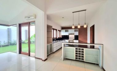 Disewakan Rumah Nyaman di Komplek di Cipete Selatan