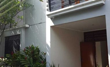 Disewakan Rumah Nyaman di Komplek di Cipete Selatan