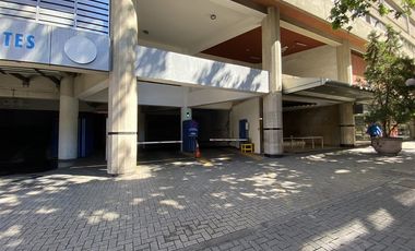Estacionamiento en Arriendo en Coyancura / Lyon