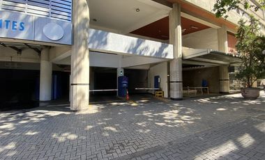 Estacionamiento en Arriendo en Coyancura / Lyon
