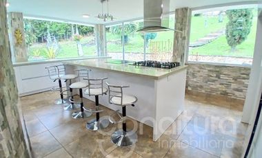 VENTA de CASA CAMPESTRE en COPACABANA