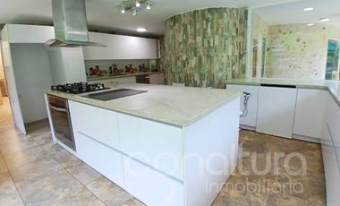 VENTA de CASA CAMPESTRE en COPACABANA