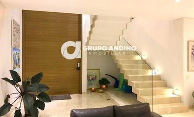 VENTA de CASA CAMPESTRE en BUCARAMANGA