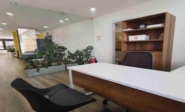 OFICINA AMOBLADA EN ARRIENDO EN EL CABLE/MANIZALES