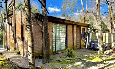 Dos casas en el bosque de Mar de Cobo
