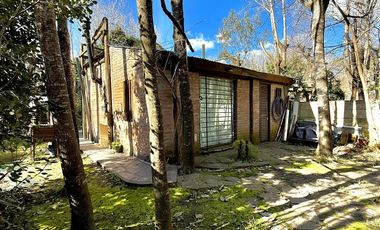 Dos casas en el bosque de Mar de Cobo