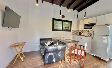 Dos casas en el bosque de Mar de Cobo