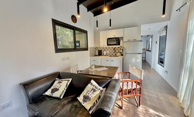 Dos casas en el bosque de Mar de Cobo