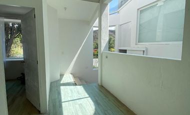 Una propiedad única. Vive donde trabajas o trabaja donde vives!