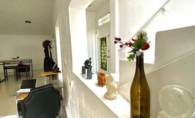 Una propiedad única. Vive donde trabajas o trabaja donde vives!