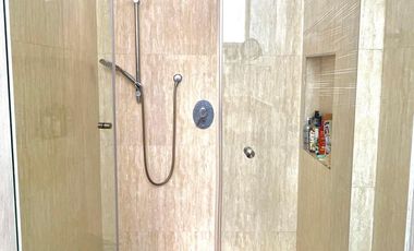 Una propiedad única. Vive donde trabajas o trabaja donde vives!