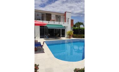 Hermosa casa en venta en Ricaurte