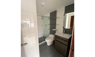 Vive en Pinares: Apartamento Amplio con Todo a tu Alcance