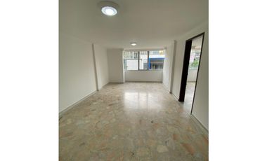 Vive en Pinares: Apartamento Amplio con Todo a tu Alcance