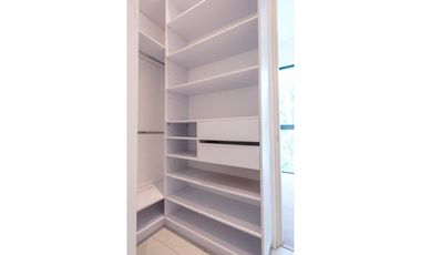 Venta de casa campestre en Rionegro con 4 alcobas y terraza