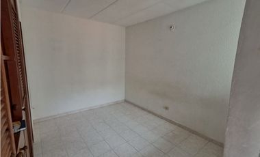 VENDO APARTAMENTO 2 PISO MULTIFAMILIARES VILLA CODEM