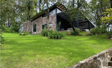 CASA EN VENTA, CON GRAN TERRENO